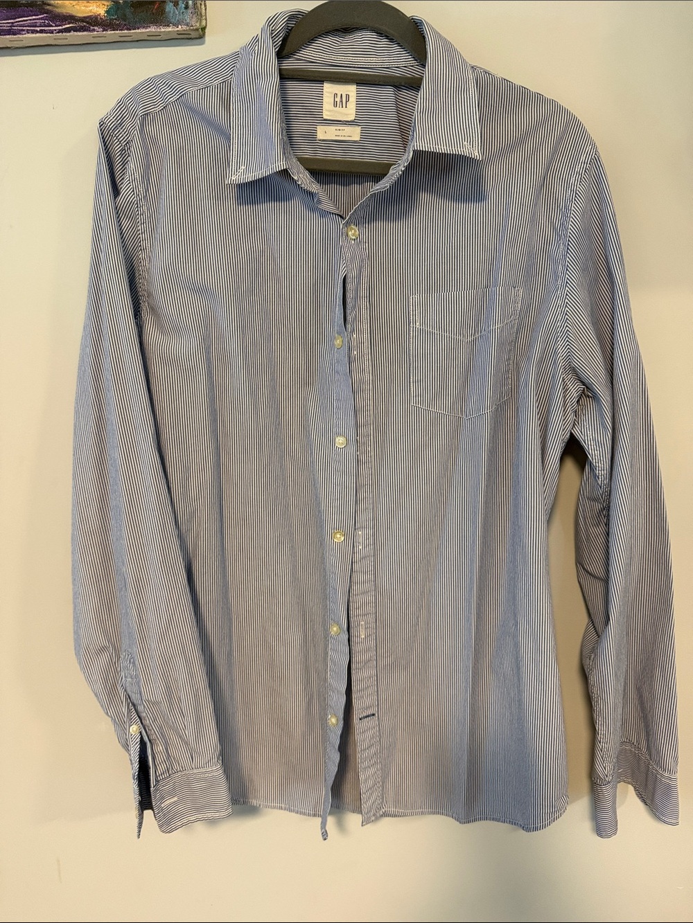 GAP Men’s Light Blue and White Pinstripe Button-Up Shirt. NWOT